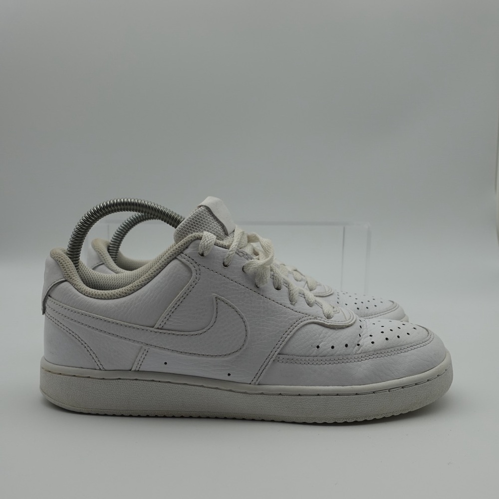 Nike Court Vision Low Women Size 8.5 Shoes White Sneakers Athletic Leather